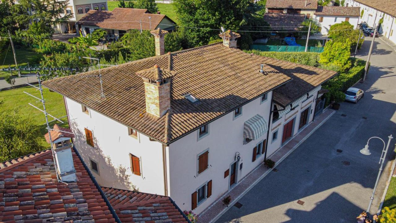 Tal Borc Villa San Vito al Torre Luaran gambar