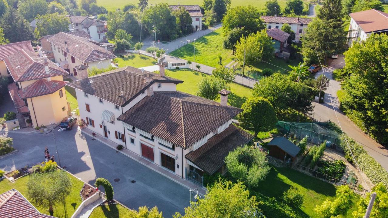 Tal Borc Villa San Vito al Torre Luaran gambar